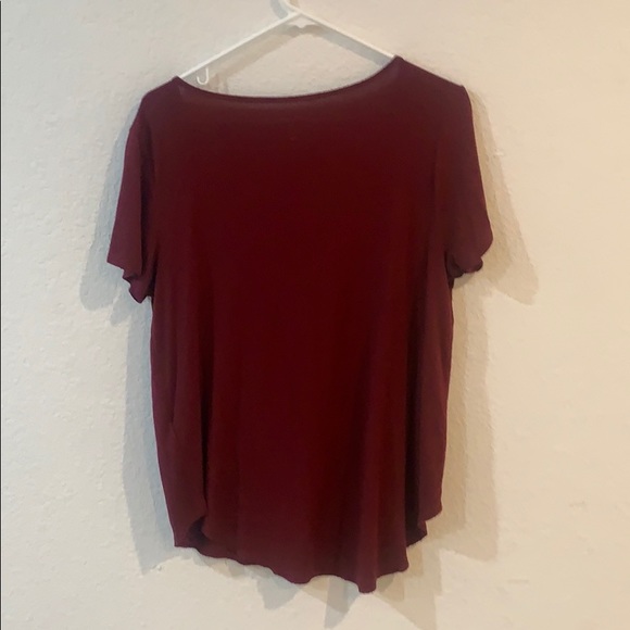 burgundy vneck tshirt - Picture 2 of 3